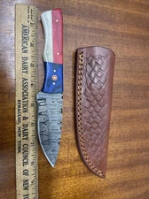 Beautiful Handcrafted Damascus Fixed Blade Knife With Hand Tooled Leather Sheath