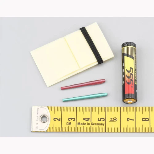 i-b05 1/6 Scale Notebook & Pens Model for 12" Figure