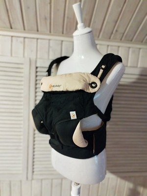 Ergobaby 360 Grad Babytrage 4 Positionen Baby Carrier Schwarz und Beige Wie Neu