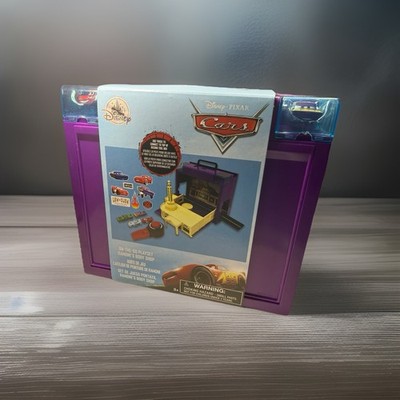 Disney Pixar Cars Film Reise Spielset - Ramones Body Shop Brandneu
