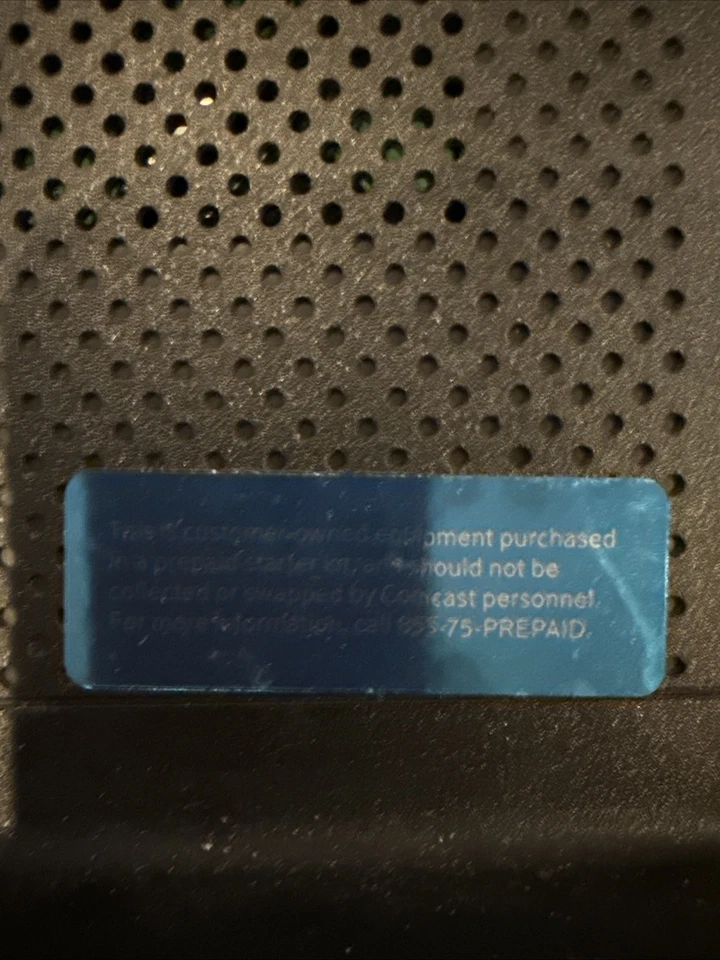 Xfinity Arris TG1682G Dual-Band WiFi Telephone Cable Modem With Power Cord - Image 3 of 4