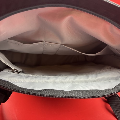 Bolso de Hombro Arcteryx Arro 8 Vigas Negras Raro - Imagen 9 de 12