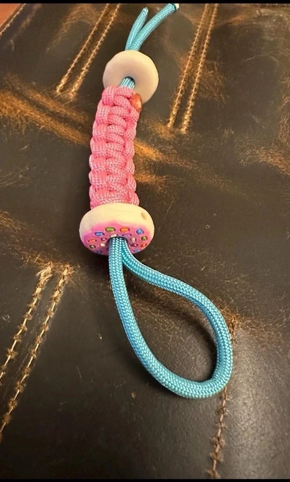 Cordón para cuchillo Donut con 2 cuentas de goma Donutrubber Donut  Foto 3 de 4