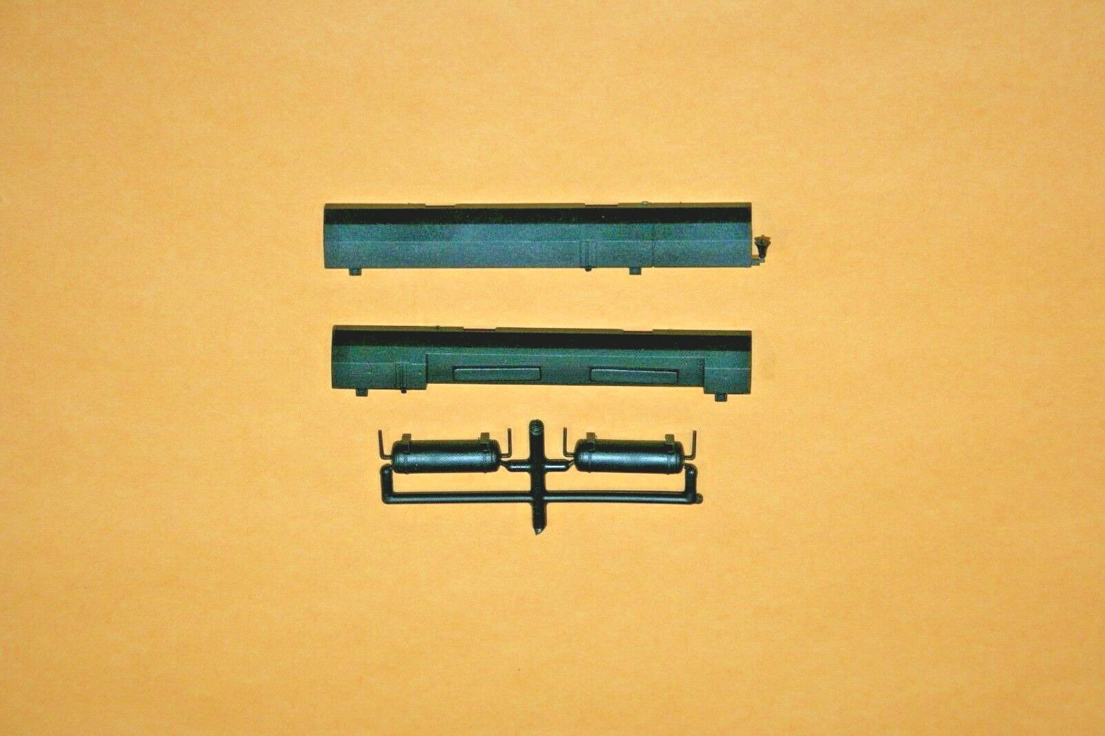 Athearn Dash 9 AC4400 C449W Fuel Tank Side Parts Set Factory
