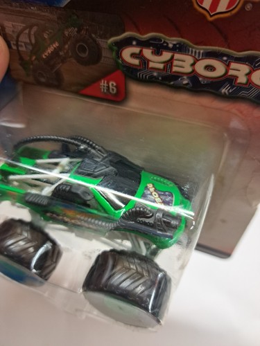 Hot Wheels Monster Jam Monster Truck CYBORG #6 Green & Black Diecast 1/64 Rare - Picture 10 of 11