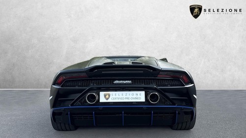2022 Lamborghini Huracan 5.2 V10 640-4 2dr Auto AWD Petrol - Picture 4 of 20