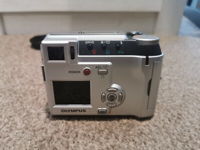 Olympus Camedia C-700 Ultra Zoom 2.1MP Digital Camera Fantastic