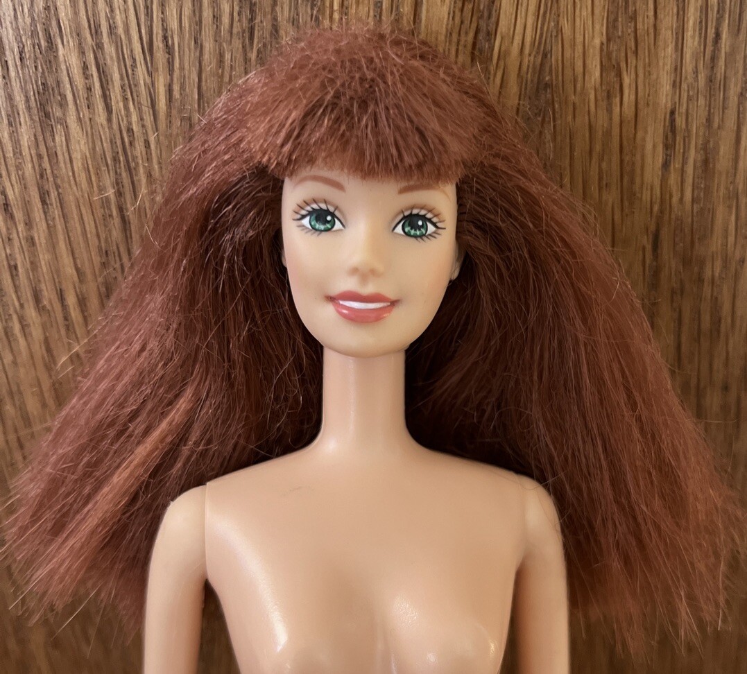 ビンテージ Barbie の友達 Midge ヘッド　レア Barbie Midge 1998 Red Rooted Hair Green Eyes TNT Bendable Knees