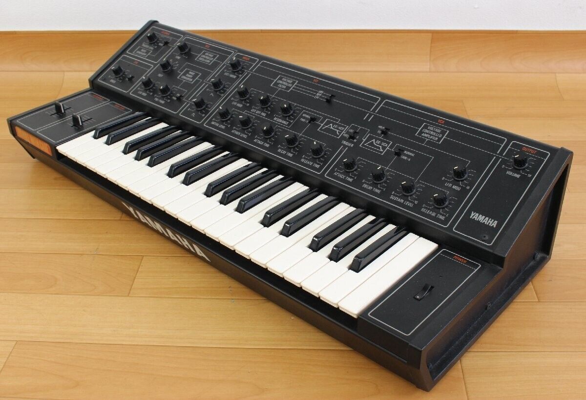 YAMAHA CS-10 Used 37-Key Monophonic Analog Keyboard YAMAHA CS-10 Used 37-Key Monophonic Analog Keyboard