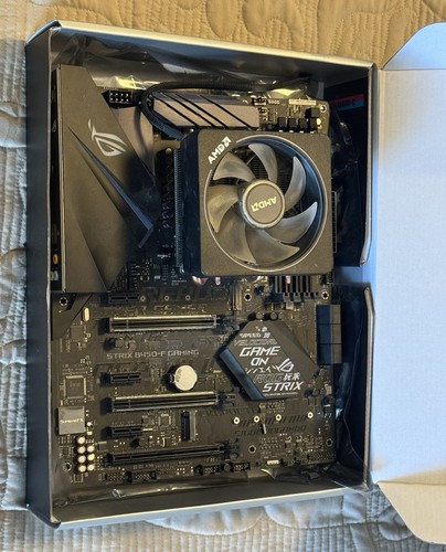 AMD Ryzen 7 2700X 8-Core AM4 X470 Gaming Motherboard CPU Combo 4.3GHz