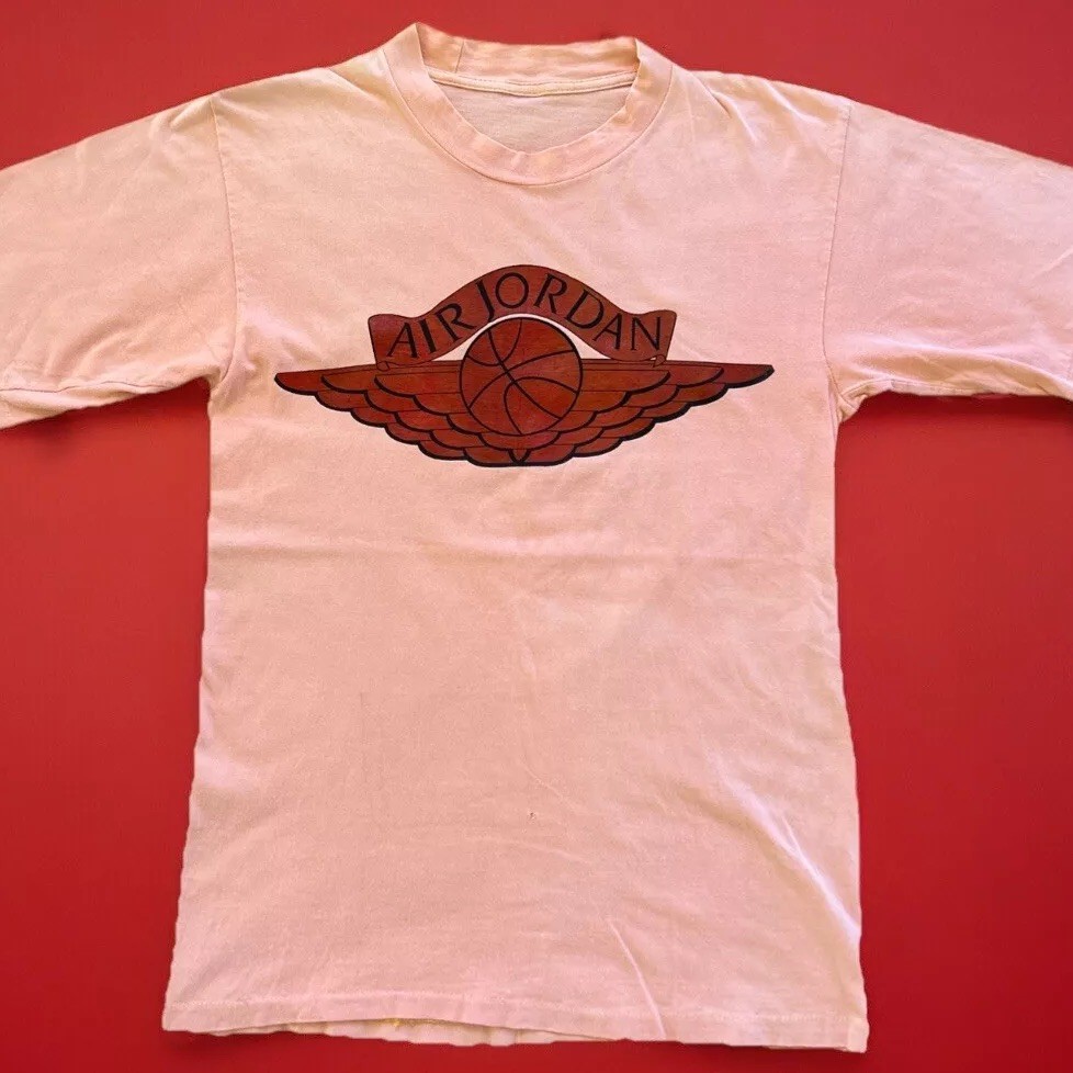 トップス 80's vintage nike air jordan VTG Nike Air Jordan 1 Shoes T-shirt Over Shoulder 1994 Retro