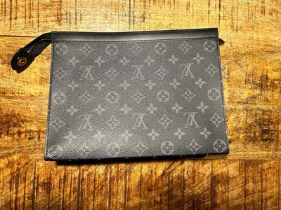 louis vuitton bag (Pochette Voyage MM)