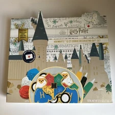 Wizarding World Harry Potter Hogwarts 12 Ct Cookie Decorating Set Rare