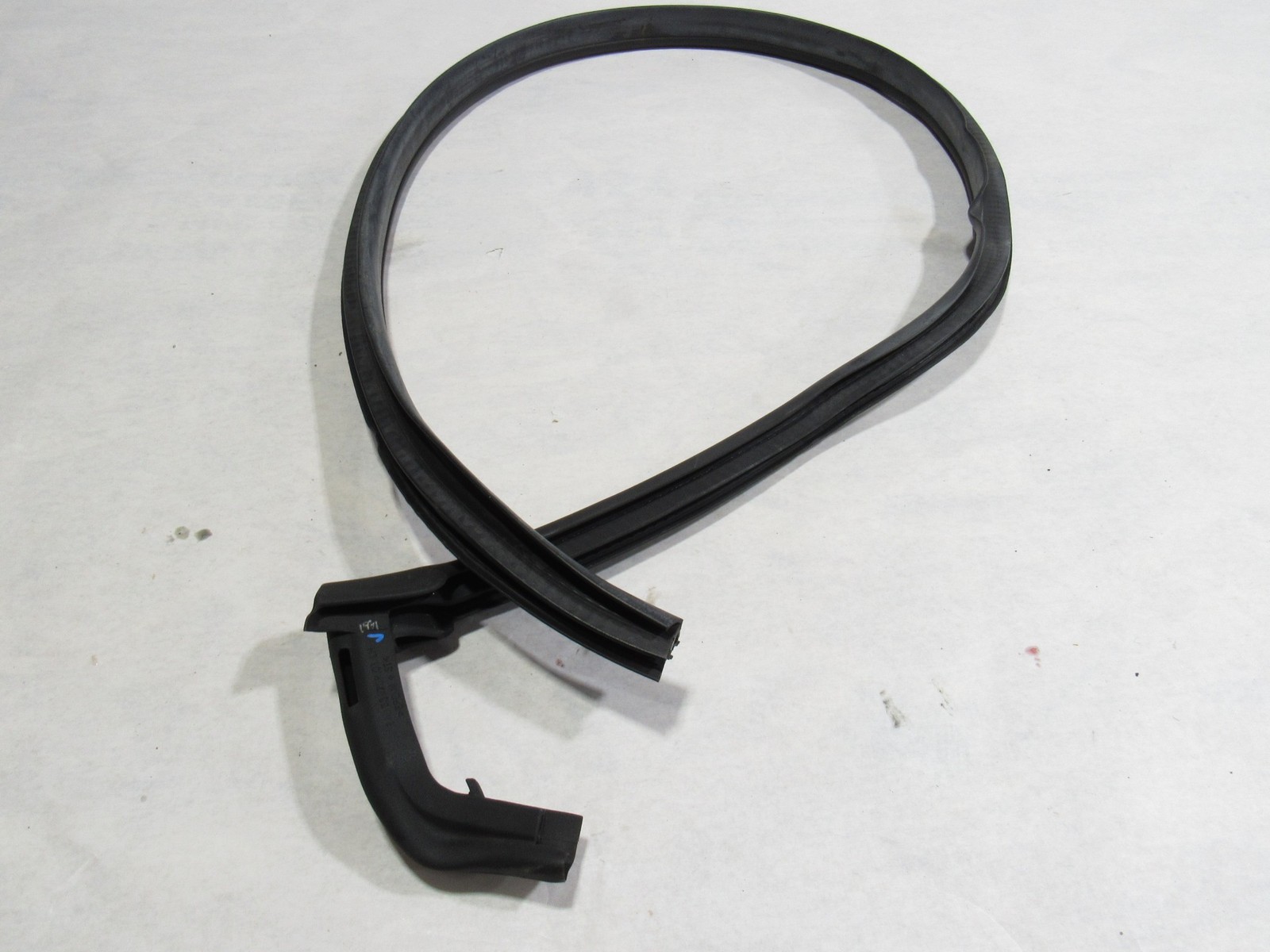 17-20 Mclaren 720S 720 2020 Front Left Driver Weather Strip Seal #3