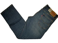 NWT Levi's 513  jeans 34 x 30 Slim Straight Fit Retail  $80 Style  # 08513-0715