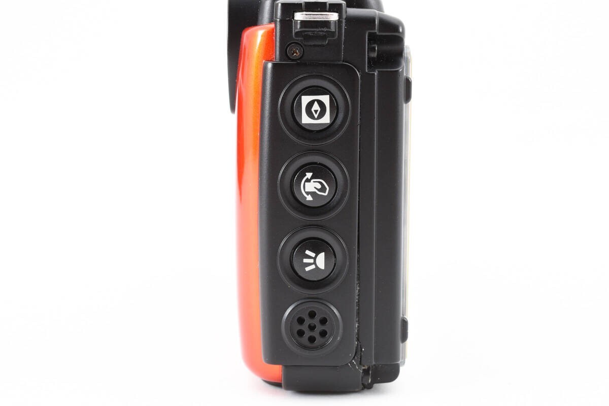 Nikon COOLPIX W300 Waterproof Orange Compact Digital Camera Nikon COOLPIX W300 Waterproof Orange Compact Digital Camera