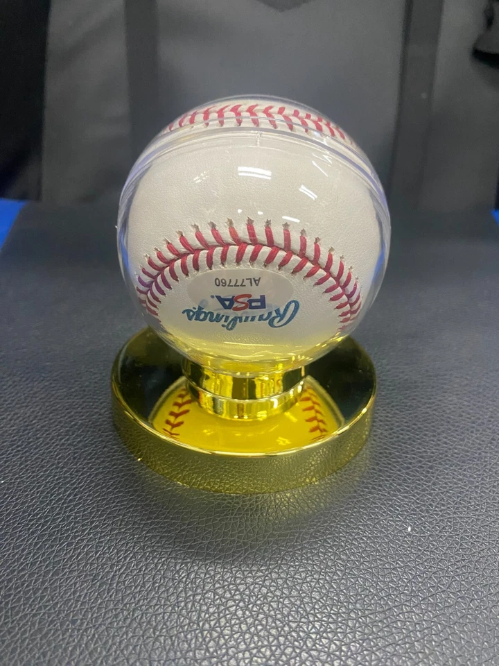 CAL RIPKEN JR SIGNED BASEBALL PSA/DNA CERTIFIED - Image 2 of 2