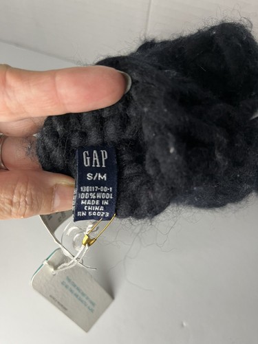 Gap Y2K Hand Knit Mittens Black 100% Wool New With Tags S/M - Picture 5 of 7