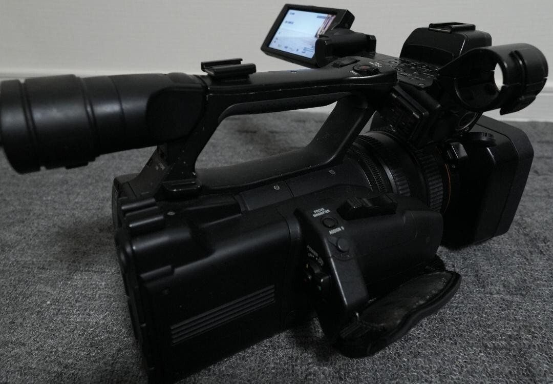 yappopokiyappo！SONY HXR-NX3 NXCAM Sony HXR-NX3 NXCAM Professional Handheld Camcorder Video