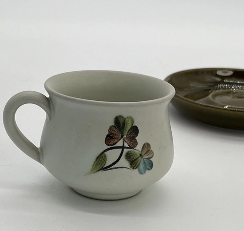 Denby Langley Teetasse und Untertasse Steinzeug Kleeblatt Vintage Retired - Bild 5 von 7