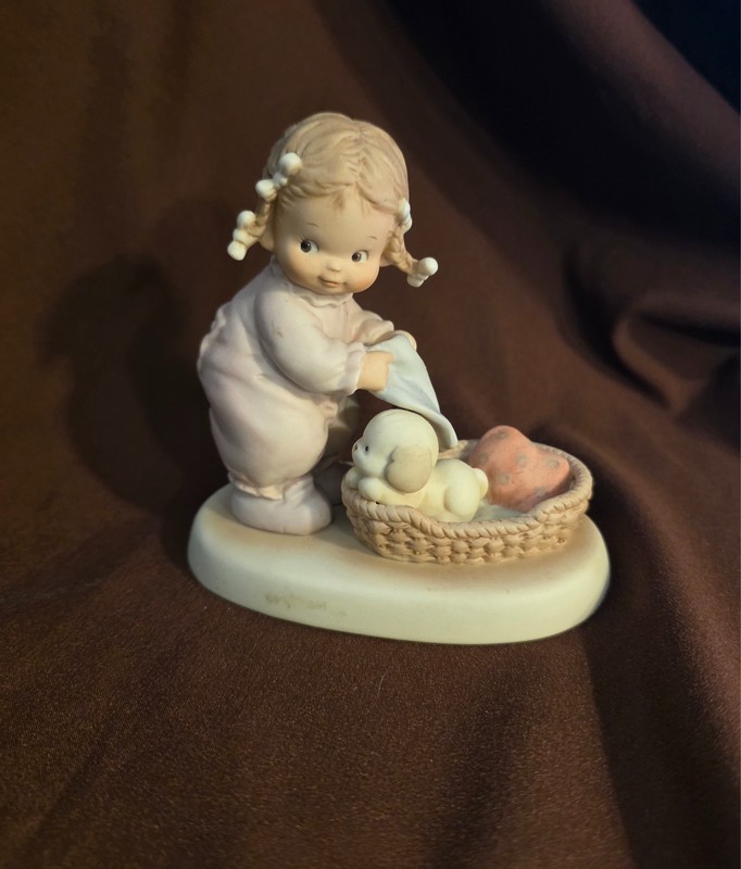 Enesco - Memories of Yesterday - "He Knows If You've Been Bad Or Good"