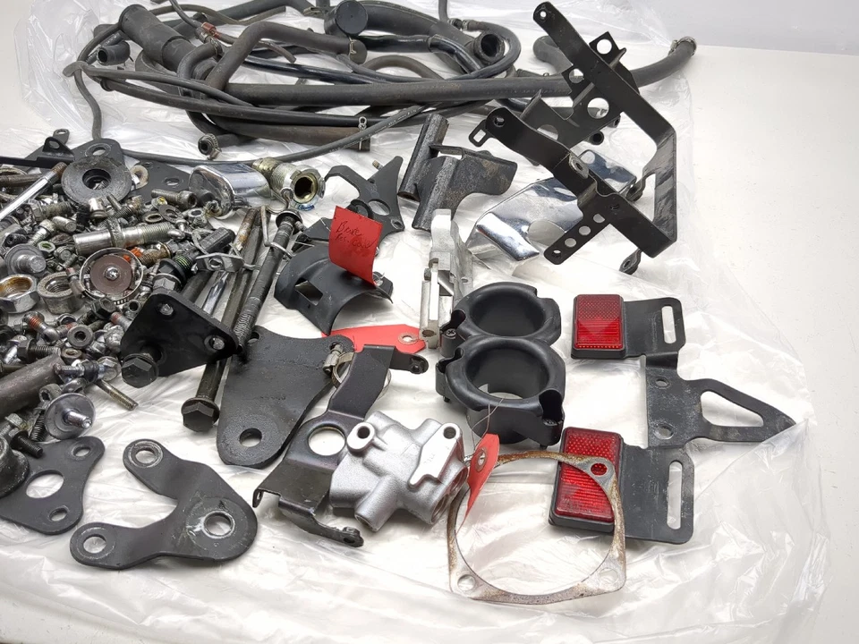 06 Honda VTX1800C VTX 1800 piezas diversas kit de pernos herrajes maestros Foto 4 de 4