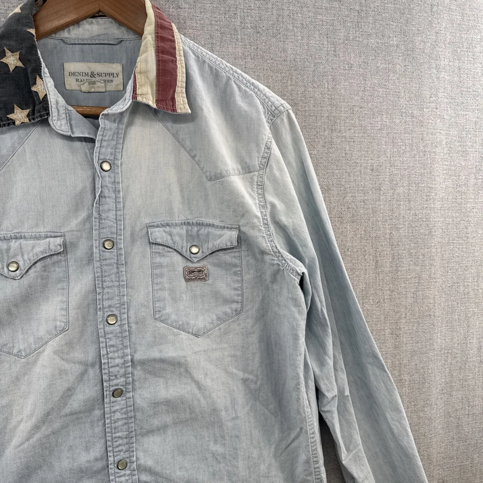 Camisa Denim Supply Ralph Lauren Western Mediana Azul Cambray Perla A Presión Bandera de EE. UU. Foto 3 de 4
