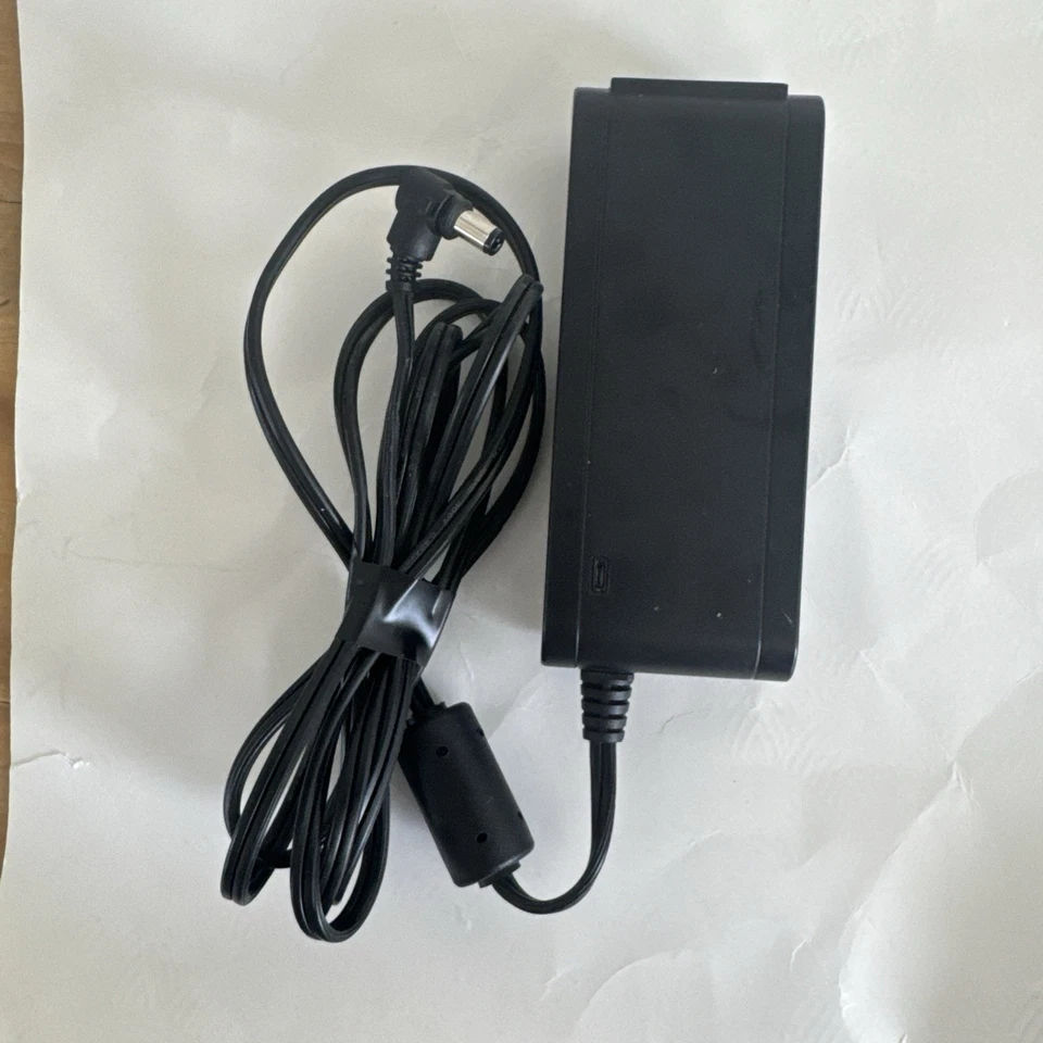 Original Verifone AC/DC Power Adapter for VX510 Omni 3730 VX520 VX570 Terminals - Image 2 of 4