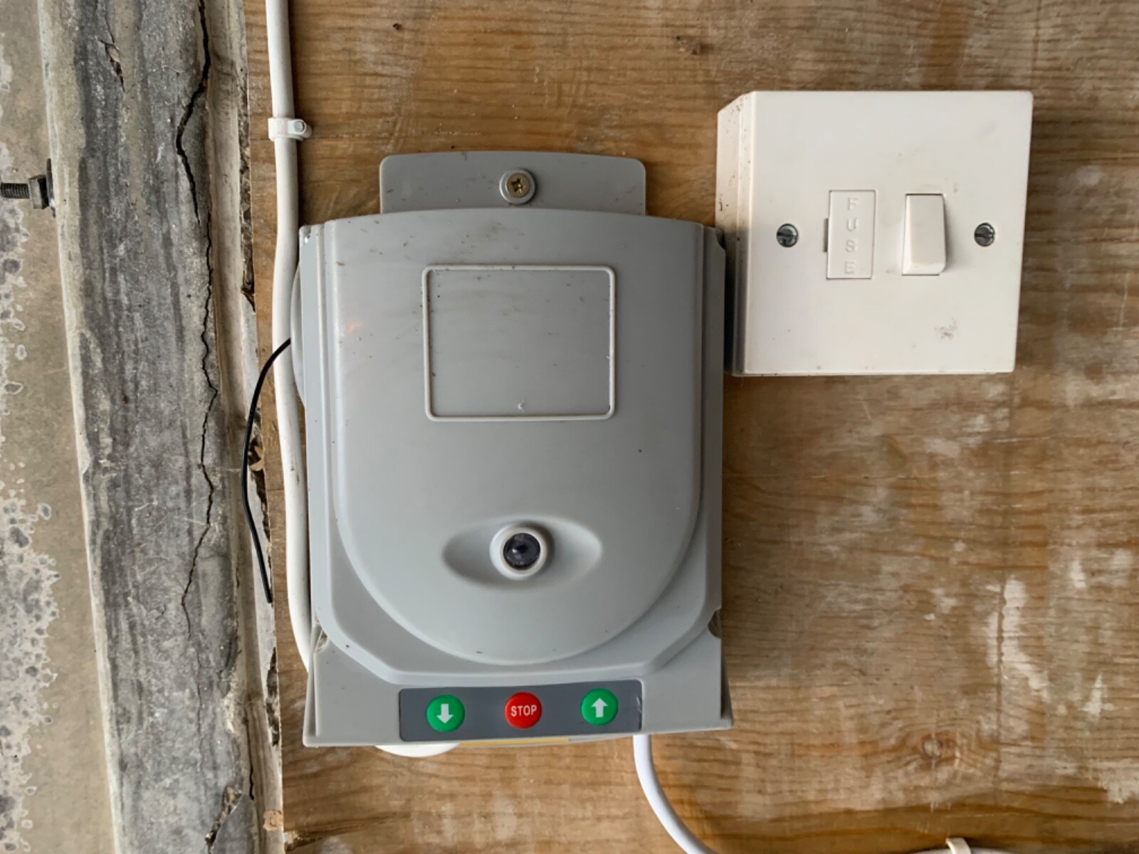 Garolla garage door electric/remote eBay