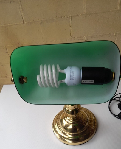 Vintage Brass Bankers Desk Lamp Green Emerald Glass Shade Bank Table Lamp - Picture 5 of 7