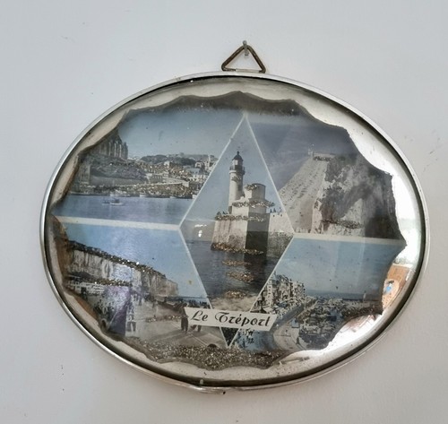 Superbe cadre bombé en verre
