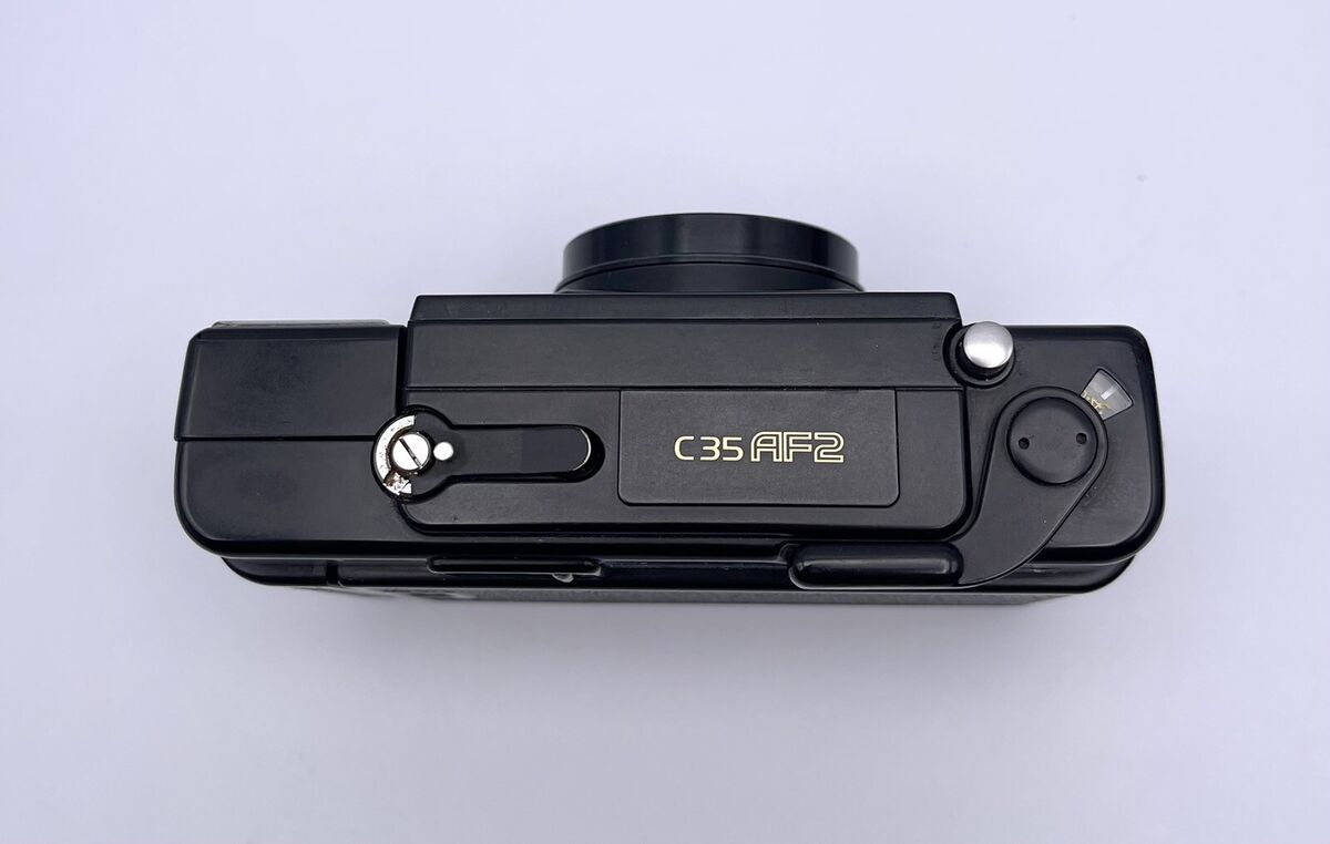 Konica C35 AF2 Auto Focus 38mm Point & Shoot Film Camera Konica C35 AF2 Auto Focus 38mm Point & Shoot Film Camera