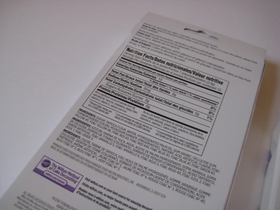 NEW Wilton Emoji Icing Decorations & Icing Writer set party baking cupcake cake - Image 3 of 3