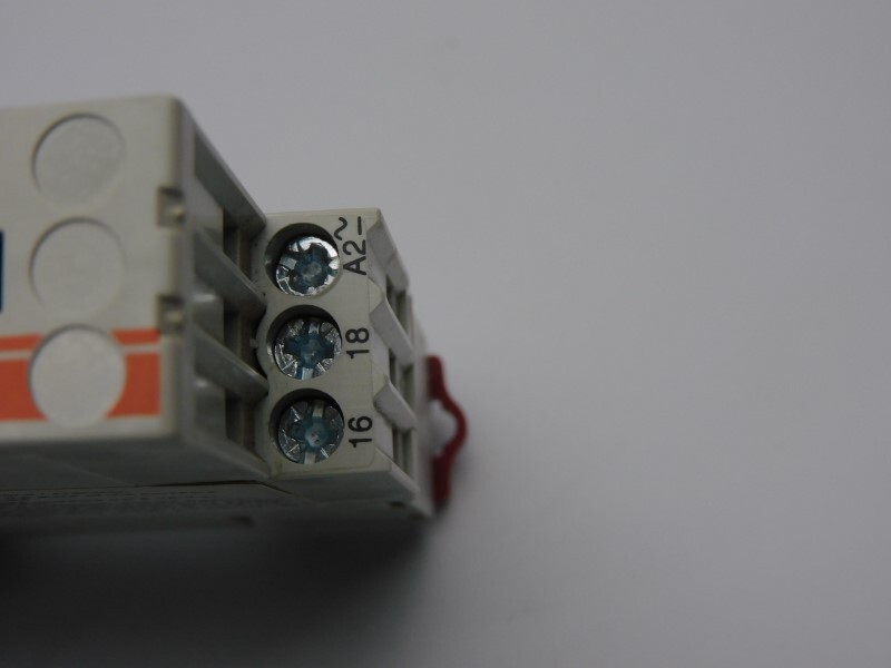 Timer ON-DELAY Sprecher & Schuh RZ7-FSA3GU18 – 0,5-10 Minuti AC/DC