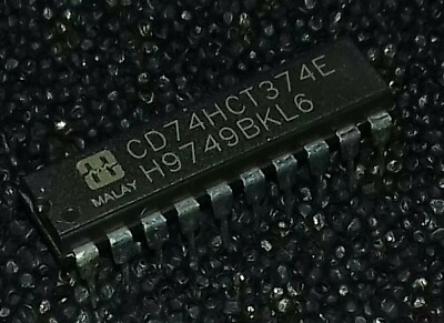 5pcs CD4HCT374E octal edge-triggered  D-type FF DIP20 replace 74LS374 DL374D 