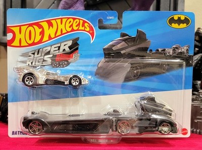 Hot Wheels Super Hauling Rigs and Car 2026 Mix 4 Batmobile Hauler