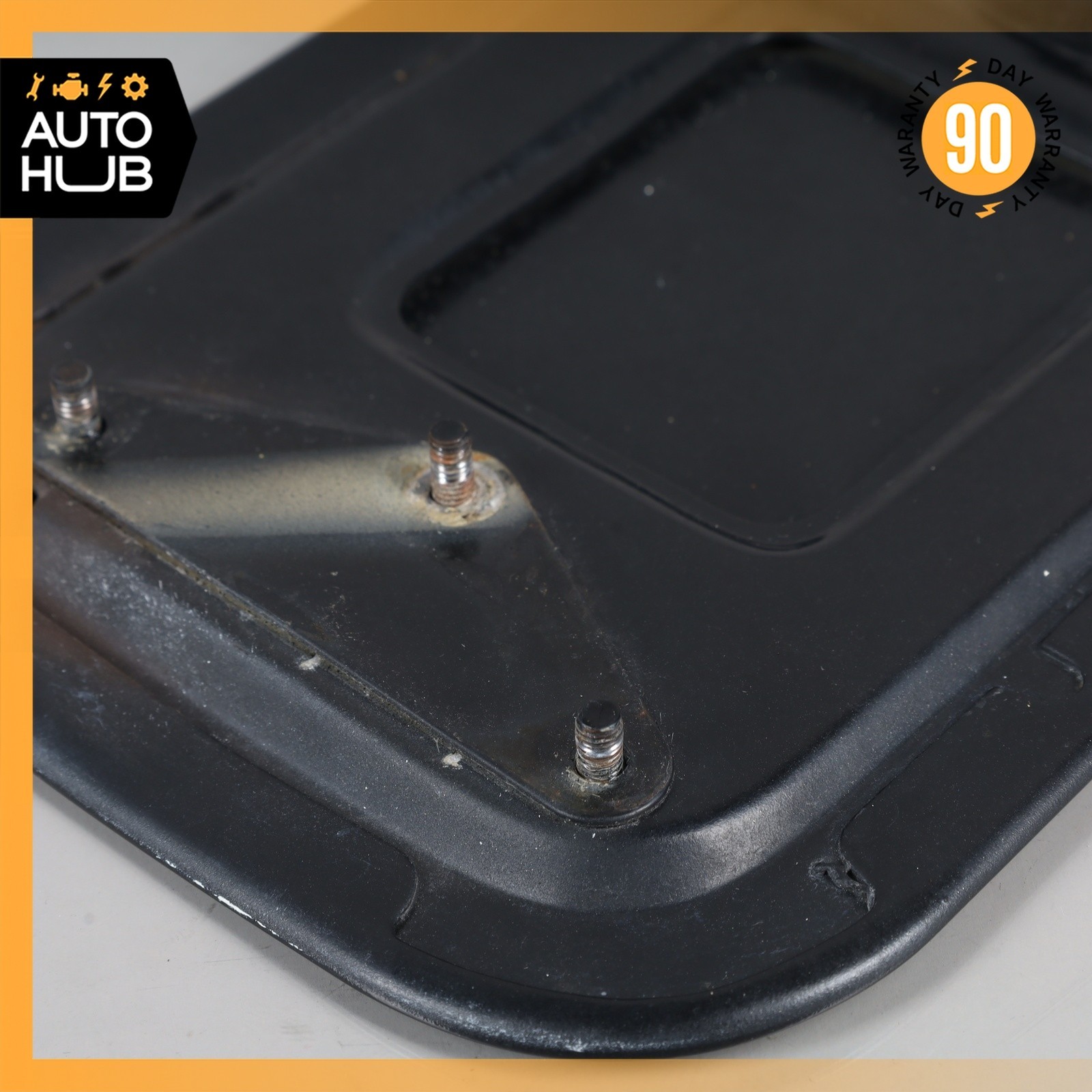 Bentley Eight Rear Right Fuel tank filler