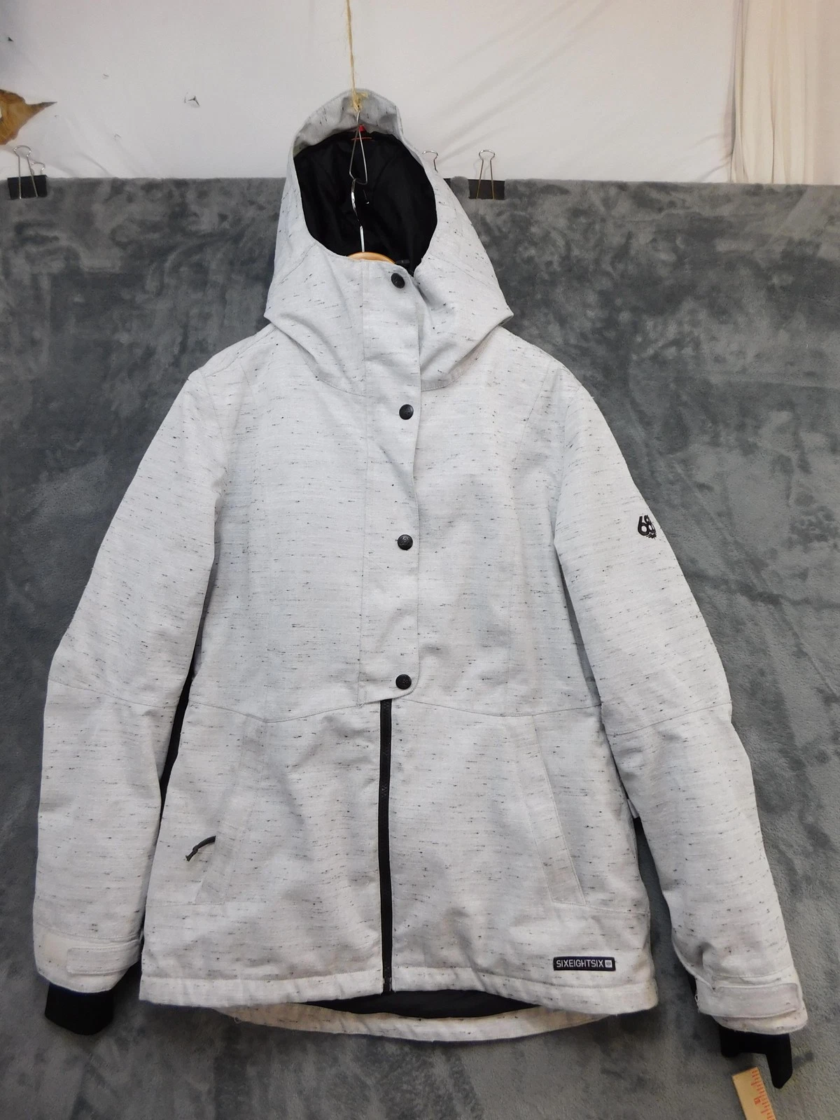 686 Jacket Womens Medium Gray InfiDRY 10K Waterproof Hooded Ski Snowboard Coat
