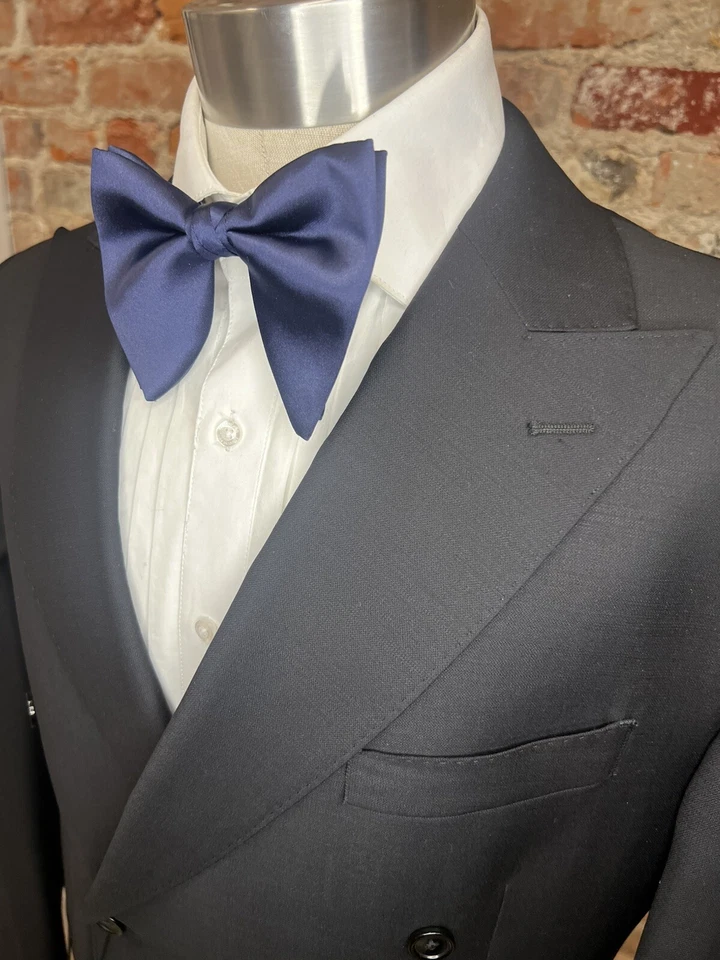 Bleu Bowtique Brand New Oversized Butterfly Bow Tie Navy - Image 3 of 4