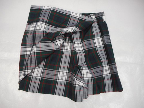 Girls R/K Green/White/Red Plaid Kilt Culotte Uniform Skort Sizes 6 & 7 - Picture 2 of 5