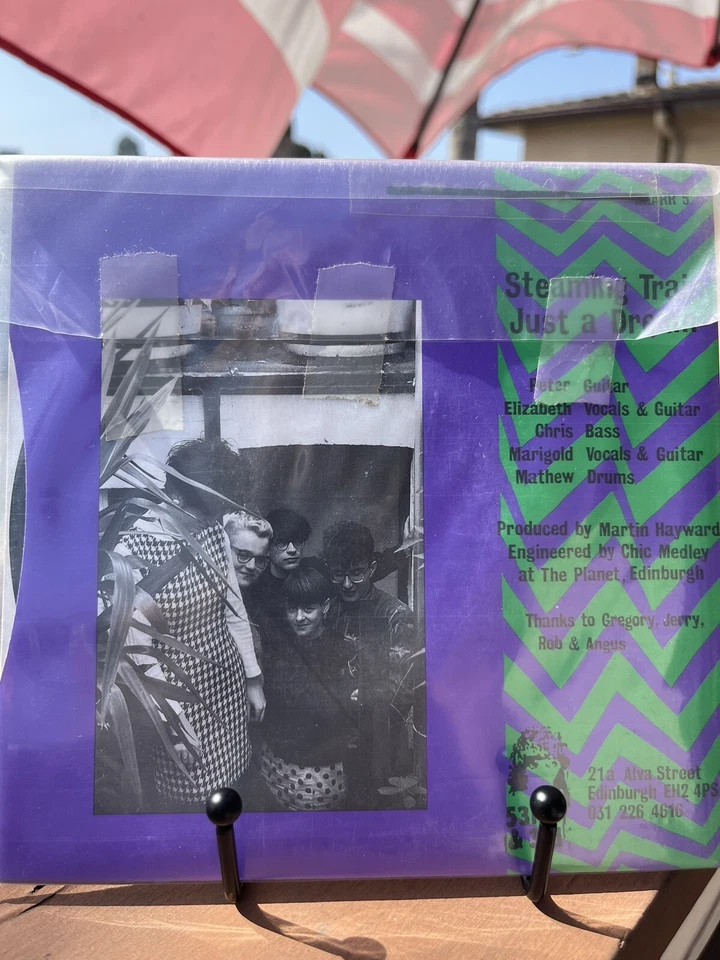 Talulah Gosh – Steaming Train / Just A Dream (1986) 7” RareVinyl VG+ sleeve EX - Image 2 of 2