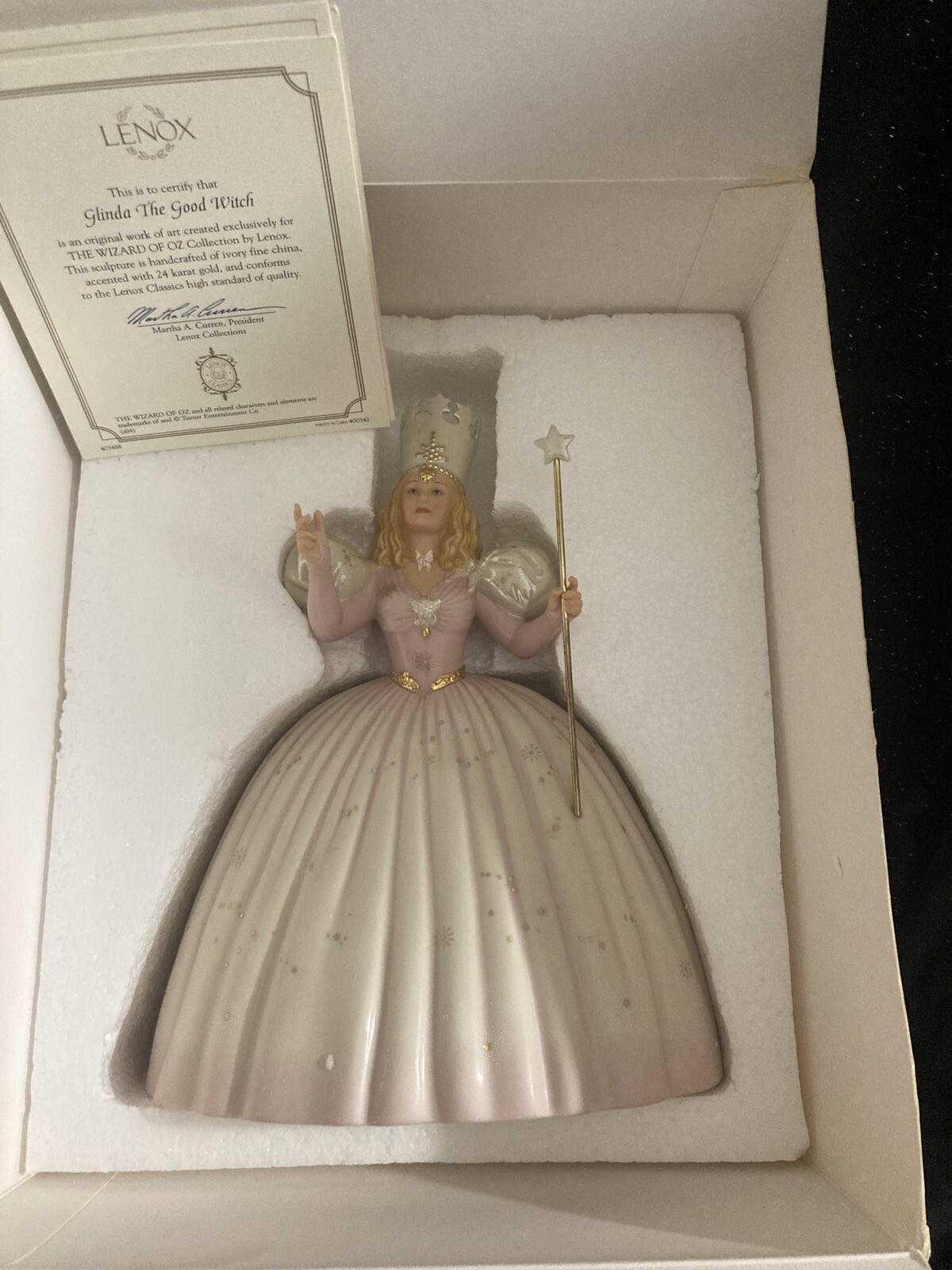 Classic The Wizard of Oz Glinda The Good Witch Lenox Figurine