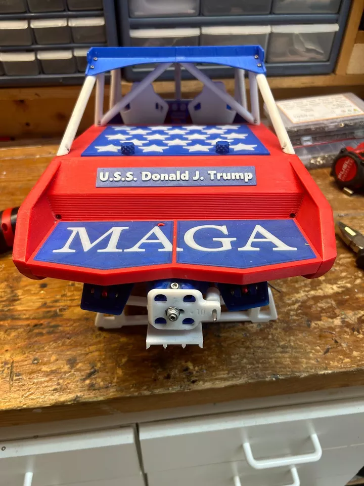 Barco Bash Jet Pro JetStream Ragnarok 1/5 - Impreso en 3D personalizado - ¡Tú eliges los colores! Foto 3 de 4