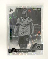 2022-23 Topps Chrome UCC Jude Bellingham #22 Black & White Ray Wave Refractor