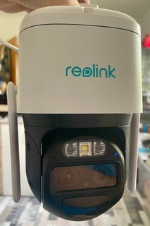 Reolink Trackmix 4K mit Solarpaneel