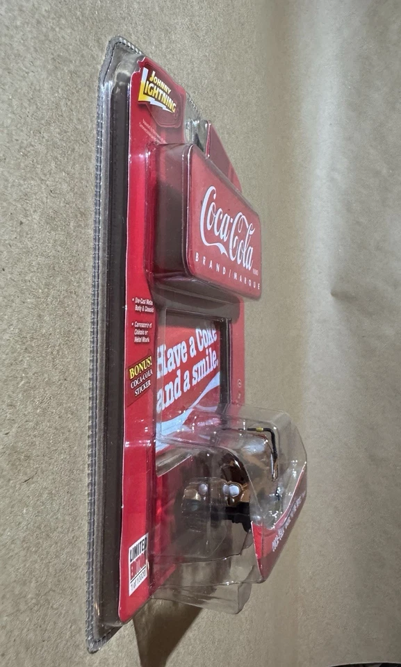 2006 JOHNNY LIGHTNING Coca-Cola ‘66 Jeep CJ-5 Limited Edition 1:64 Release 1  - Image 2 of 4