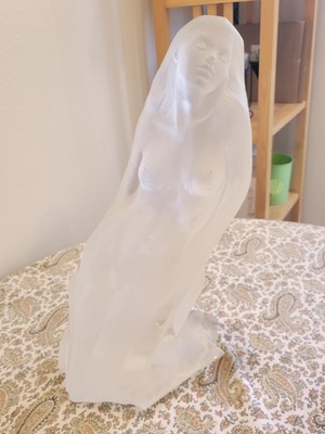 Gorgeous Michael Wilkinson ''Chrysalis'' Acrylic Sculpture 10/100 Limited Edition