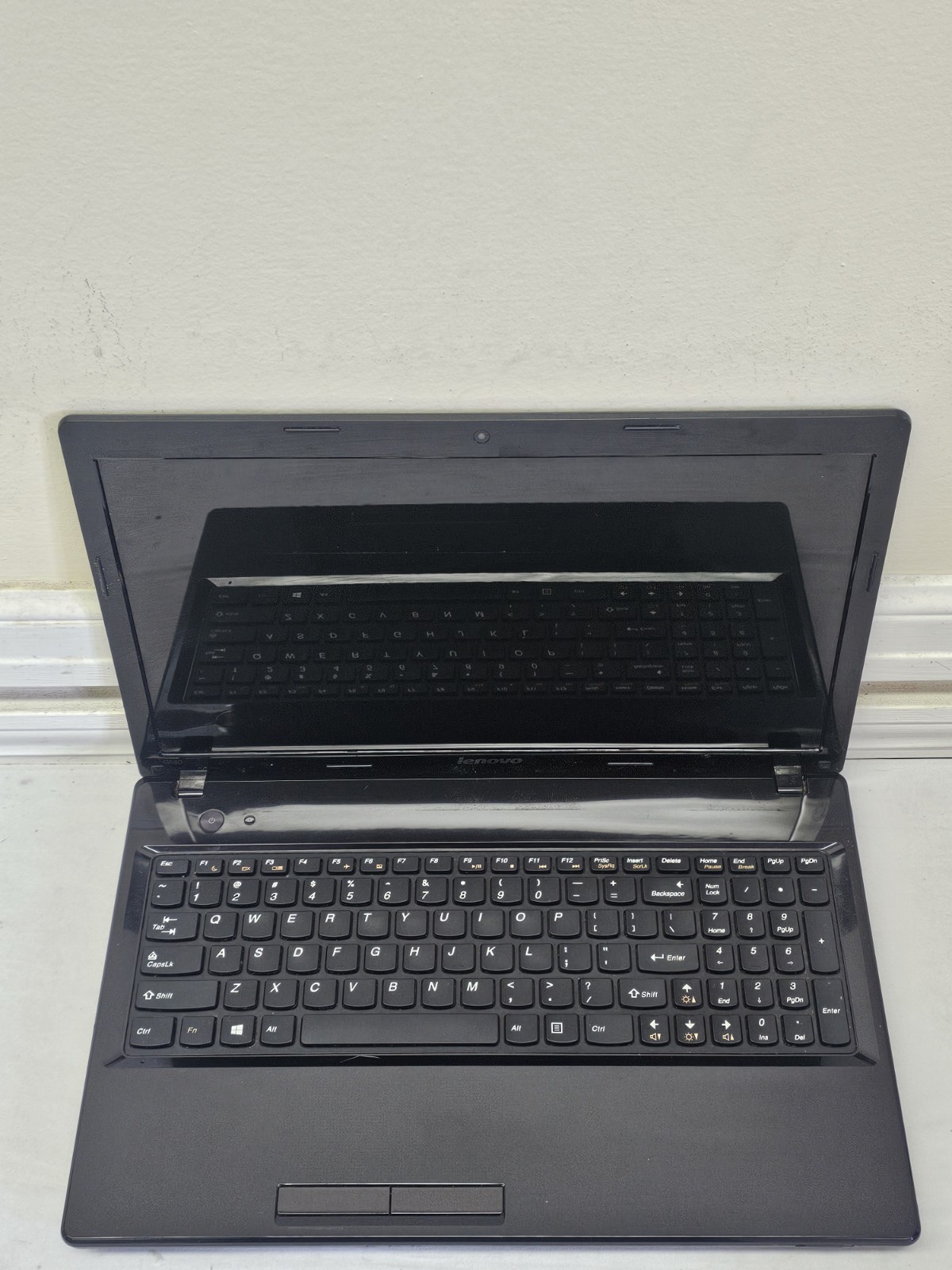 Lenovo G580 Laptop - i5-3210M - 12GB RAM - 500GB HDD - NO BATTERY - Windows 10