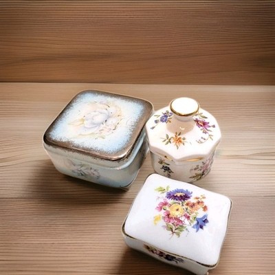 3x Englische Fine Bone China Box Schmuckstücke Hammersley, Palissy Kings