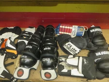 HOCKEY JUNIOR GOALIE EQUIPMENT GROUP chest knee shin mitts glove Itech vaugn